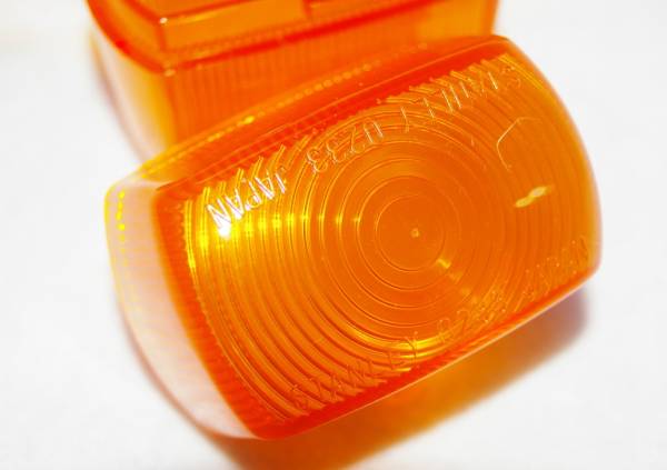 TLR200D  ウインカーレンズ 2個 ホンダ純正 新品【水曜・日曜・祝日休み 臨時休業有】拍卖