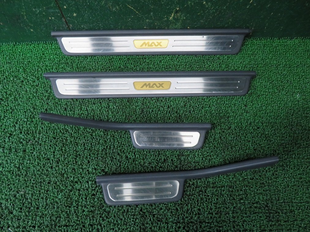 『psi』 ダイハツ L950S マックス スカッフプレート 4枚セット拍卖