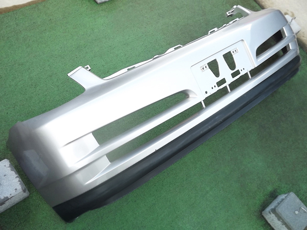 ★微損,送料安,シルバー,前期★スカイラインセダンV35/HV35/NV35/PV35フロントバンパー★スカイライン,セダン,純正,銀★Re:P拍卖