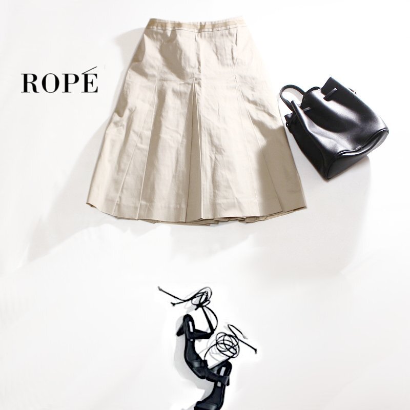美品 ROPE’ ロペ 春 夏 ほんのり艶 ハリ ストレッチ Aライン 膝下丈 フレアスカート 7号 60-86 ライトベージュ拍卖