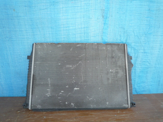BF9-2 VW ゴルフ7 アウディ A3 8V等 ラジエター 5Q0121251EP拍卖