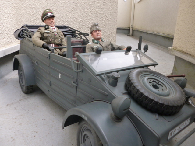 ドラゴン1/6キューベルワーゲン82型&ヘスラー大佐とドライバー付拍卖