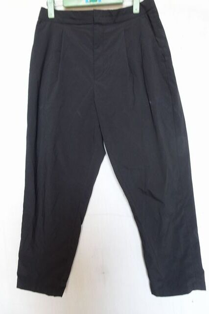 UNIQLO/ユニクロ/Theory/セオリー/感動タックイージーパンツ/アンクル丈/テーパードシルエット/速乾/伸縮/黒/ブラック/Lサイズ(7/22R6)拍卖