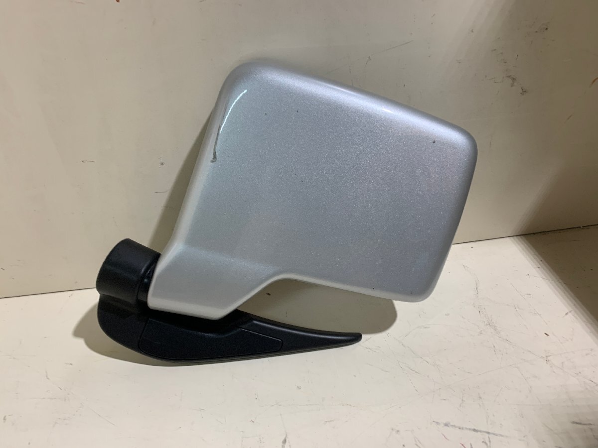 SUZUKI スズキ キャリィトラック キャリィ キャリイ トラック 右サイドミラー 右 R 運転席側 サイドミラー サイド ミラー 84701-82MD0-Z2S拍卖