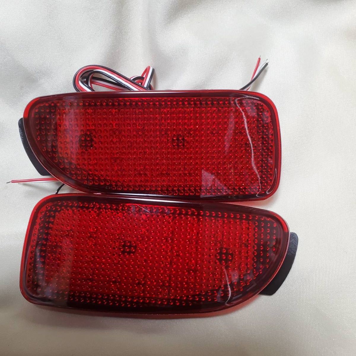 新品保管品★FB-003-1 ★ スペシャルLEDリフレクター TOYOTAトヨタ エスティマ 30系 スモール ブレーキ連動 赤レンズ拍卖