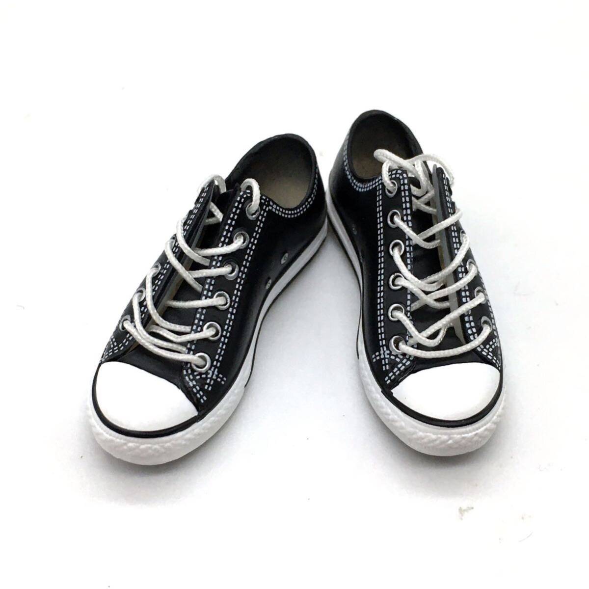 C11 1/6 フィギュアドール用ス ニーカーコンバース風 空洞タイプ拍卖