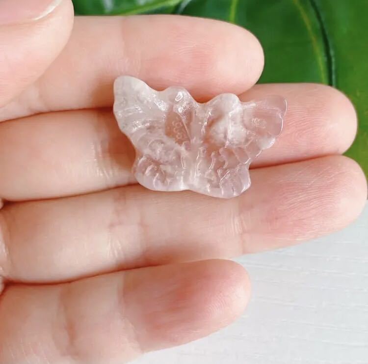 桜瑪瑙 ルース ペンダントトップ 希少 蝶々 天然石 パワーストーン NP76拍卖