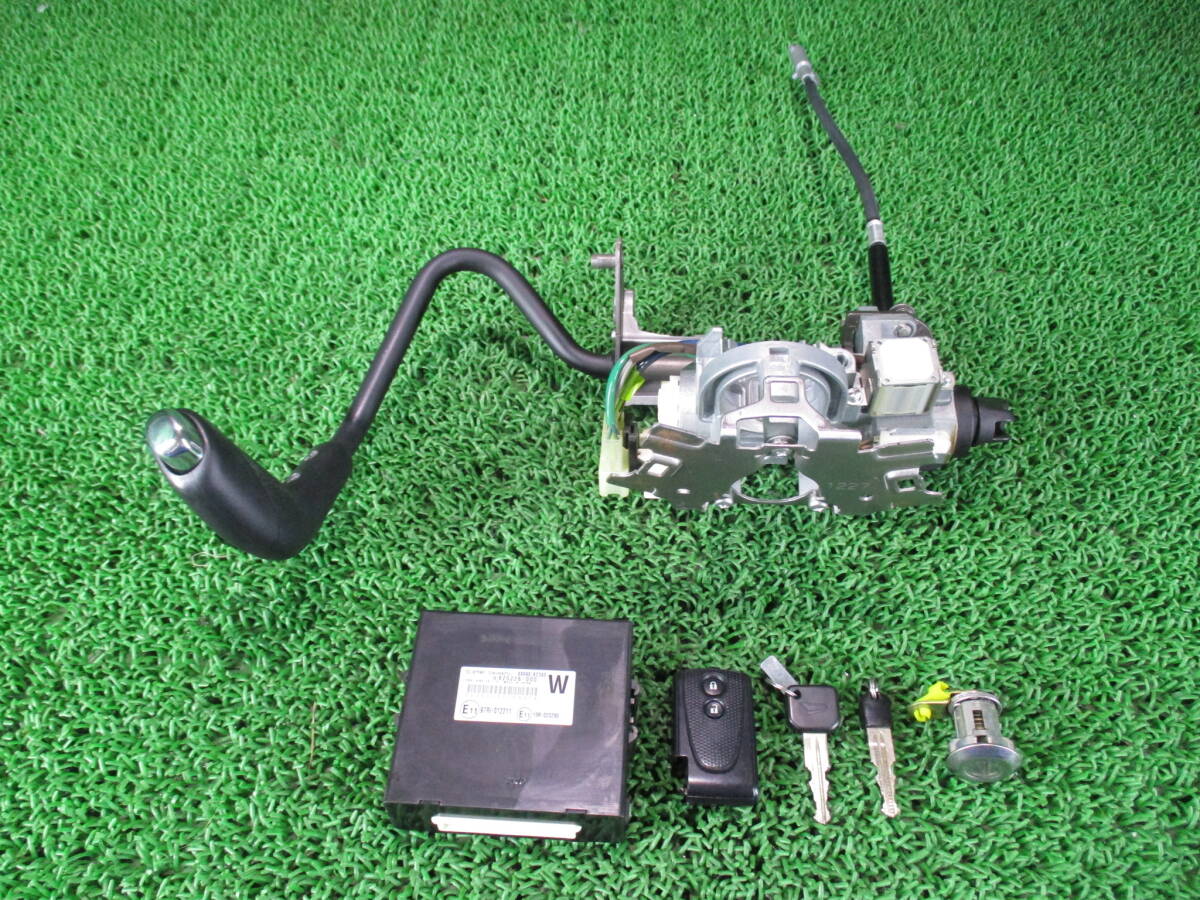 タントカスタム L375S シフトレバー キーシリンダー&キーレスリモコン&キーフリーコンピューター付 ■後期■ 宮城(NE542)な サイズ:C拍卖