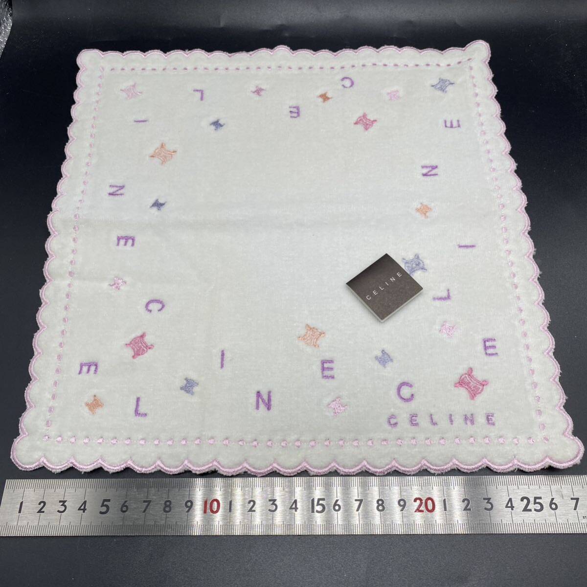 CELINE セリーヌ タオルハンカチ ホワイト ロゴ マカダム 刺繍 no.42拍卖