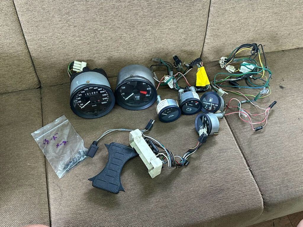 ジャガー ダイムラー XJ12 XJ6 メーター セット タコメーター スピードメーター 水温計 油圧計 油温計 ガソリンメーター 31-712-111-10 拍卖