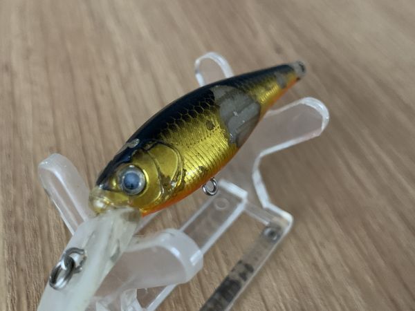 メーカー不明シャッド60㎜4g クロキン系カラー 箱:47拍卖