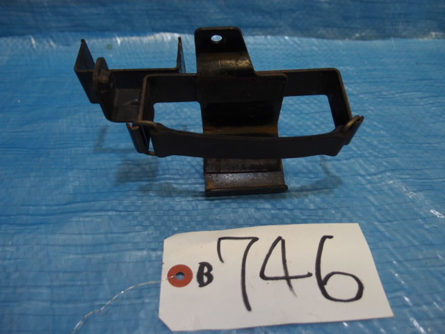 マグナ50 ホンダ純正バッテリー台座 ピカピカマグナバラしました!1台分解体部品多数出品☆彡拍卖