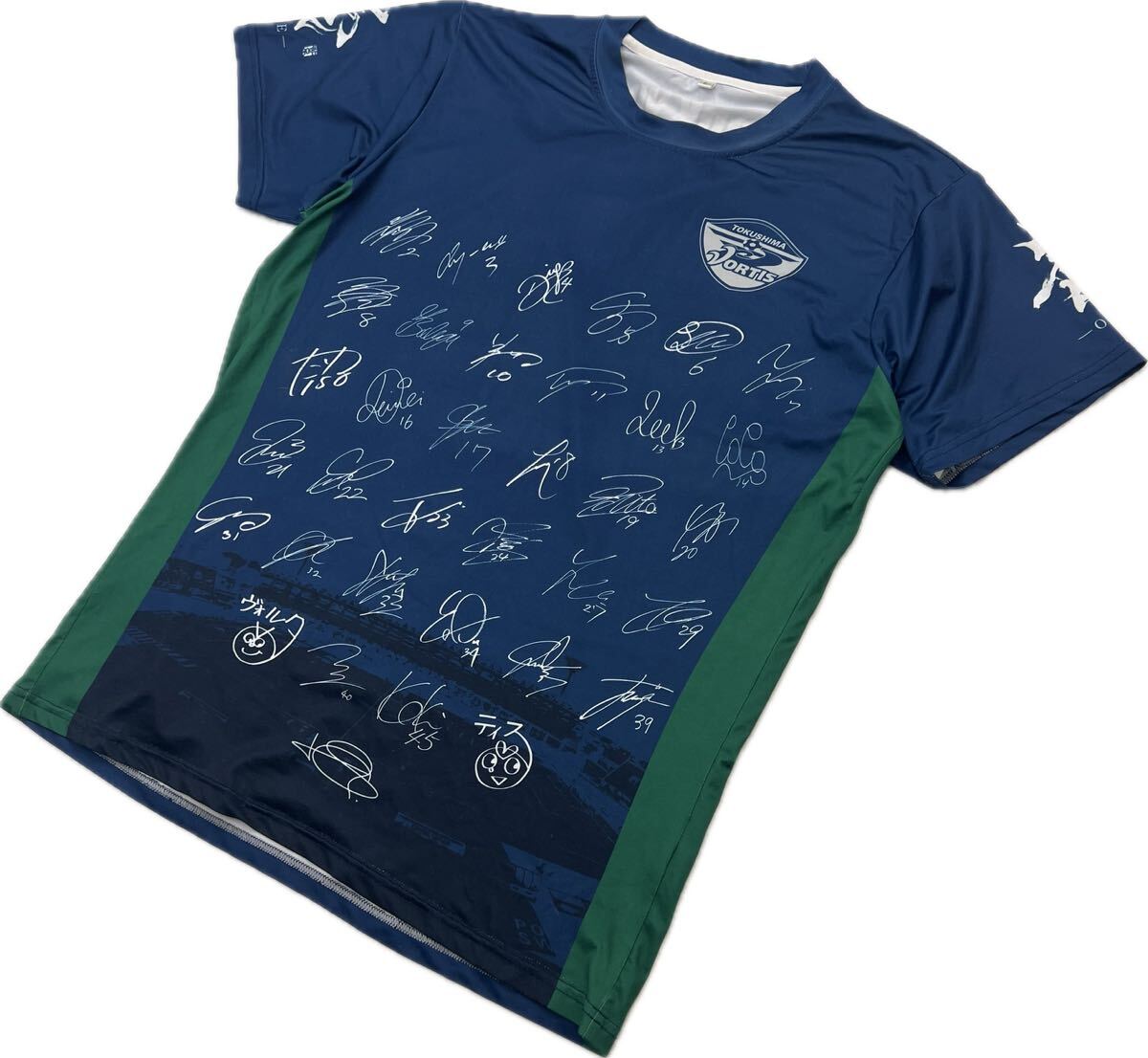 徳島ボルティス ☆ 2021 選手 サイン プリント 半袖 Tシャツ ネイビー L プロ サッカー チーム 人気 応援 協賛企業 記念 非売品■AE331拍卖