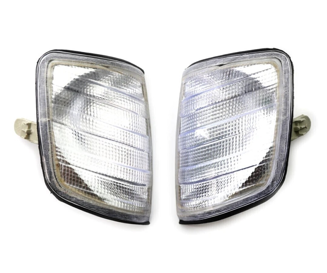 ☆送料無料☆ メルセデスベンツ Eクラス W124/S124/C124/A124 フロントコーナーランプレンズ ウィンカー クリアレンズ 旧車レストア拍卖