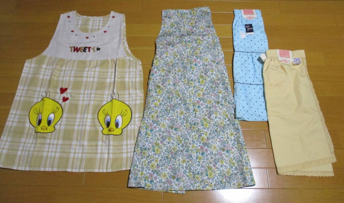 エプロン 色々 4点セット(リバティ・チップ&デール・ベージュ・水色ドット柄・前掛け・台所・キッチン)拍卖