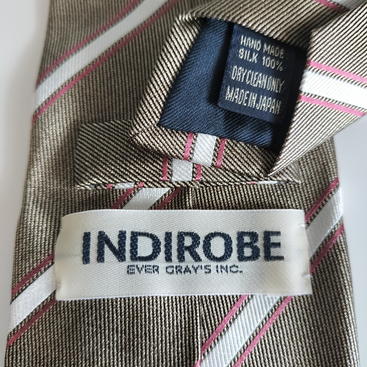 INDIROBE(インディローブ)ブラウン白赤線ストライプネクタイ拍卖
