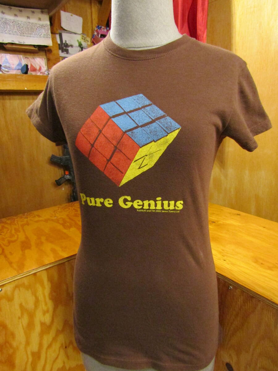 RUBIK'S プリントTシャツ拍卖