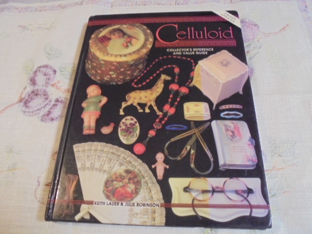 洋書 アンティークセルロイドコレクションガイド Celluloid Collectors オールカラー Box アクセサリー ハットピン ドール 櫛拍卖