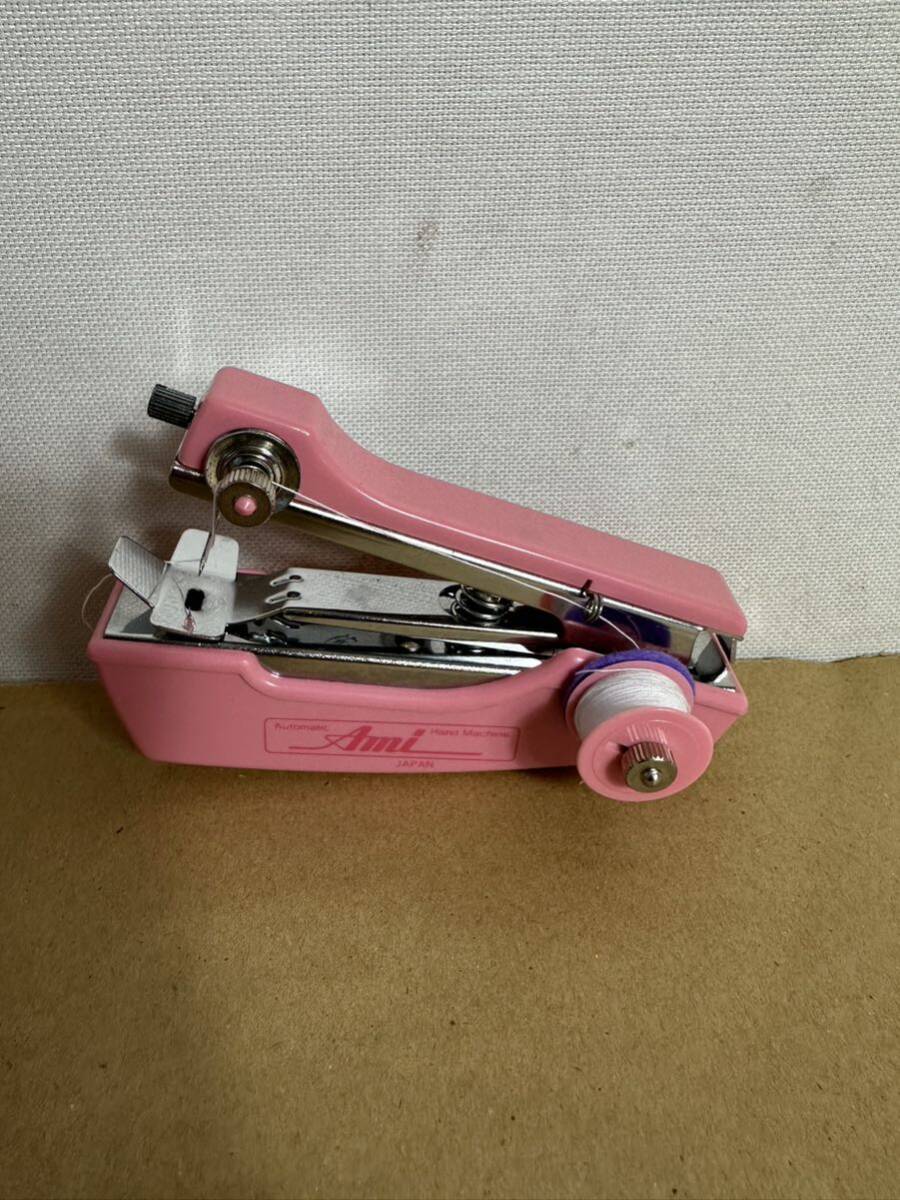 ハンドミシン ハンディミシン 片手縫い 携帯性抜群 ピンク色 電池不要拍卖