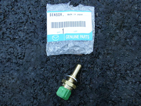 ★希少 マツダ 純正 サバンナ RX-7 SA22C FC3S FD3S 水温 ウォーター テンプセンサー rx7 RX7 rx-7 検索 ホイール マフラー バンパー ドア拍卖