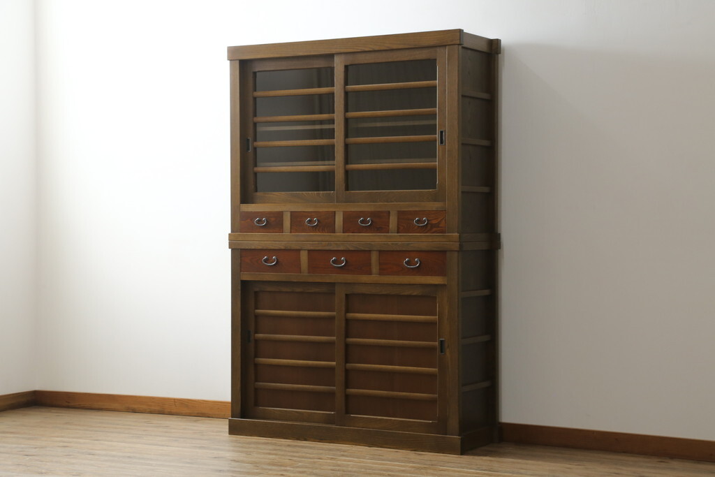 R-074694 中古 美品!! 国産職人手作り 欅(ケヤキ)材 二段重ねの高級水屋箪笥(重ね箪笥、食器棚、収納棚、重ね戸棚、キャビネット)拍卖