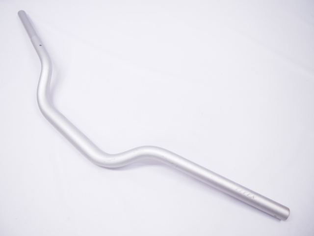 エフェックス製ファットバー28.6mm ちょい曲がり補修で汎用に。テーパーバー ハンドル拍卖