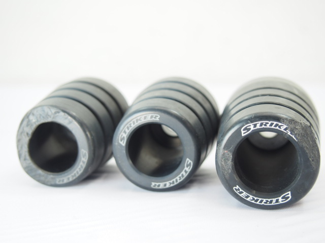 ストライカーSTRIKER スライダーパット3個 エンジン ガード バンパー拍卖