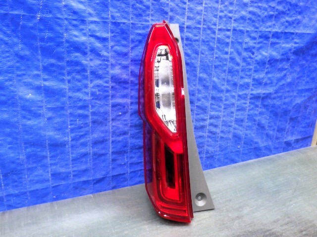 K661 N-BOX JF3 JF4 左テール D185 33550-TTA-N114-M1 B N BOX N ボックス 美品拍卖