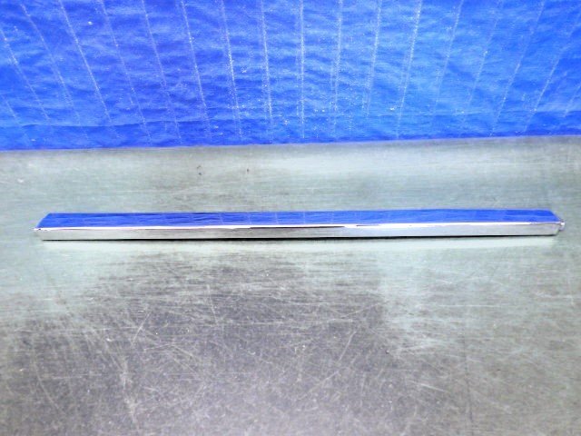 G398 レクサス LX570 URJ201W モデリスタ フロントスポイラー用 センター メッキモール ガーニッシュ D2531-49510拍卖