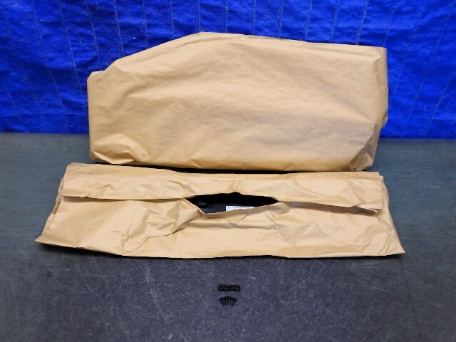 L173 ヤリスクロス MXPB10 MXPB15 MXPJ10 MXPJ15 モデリスタ 右 リアドア サイドスカート 76915-KP110 未使用品 美品拍卖