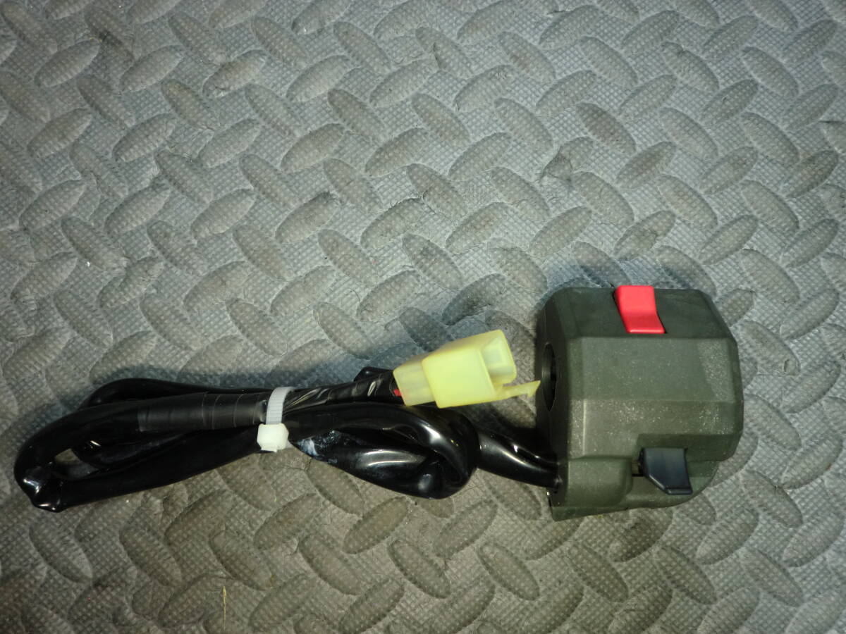 ☆ KLE400 LE400A 純正 ハンドルスイッチ 右 送料全国600円拍卖