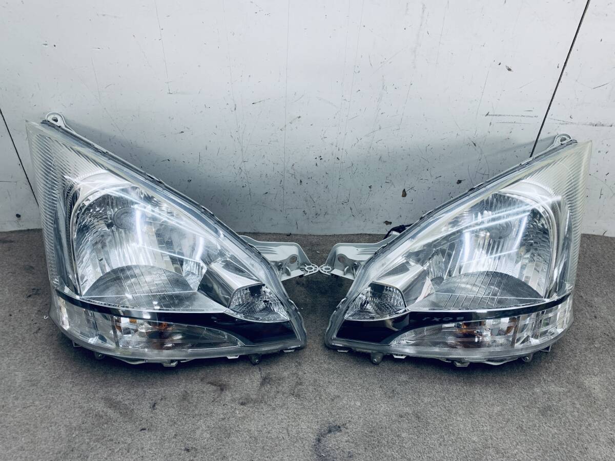 LA100S LA110S ムーヴ ムーブ LA100F LA110F ステラ ヘッドライト 左右  STANLEY P9501拍卖