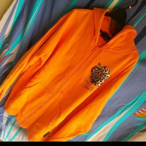 プラネットブルー拍卖