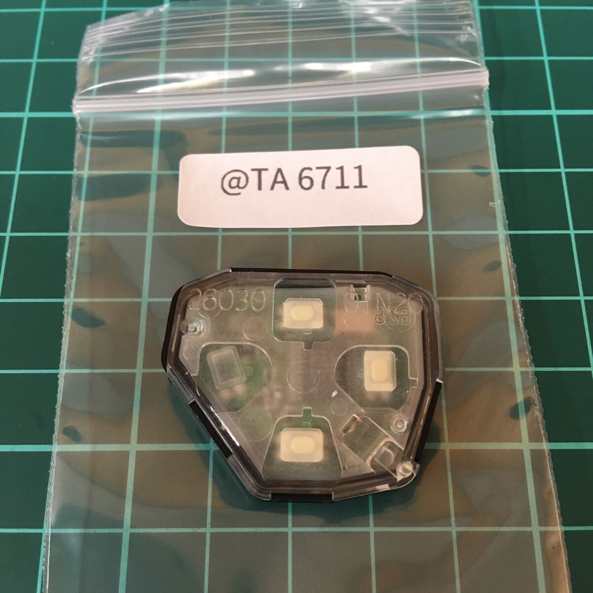 @TA6711 点灯 基盤のみ 基盤26030 トヨタ 純正 3ボタン スライド キーレス ハイエース AZR60ヴォクシー ノア ポルテ アルファード等拍卖