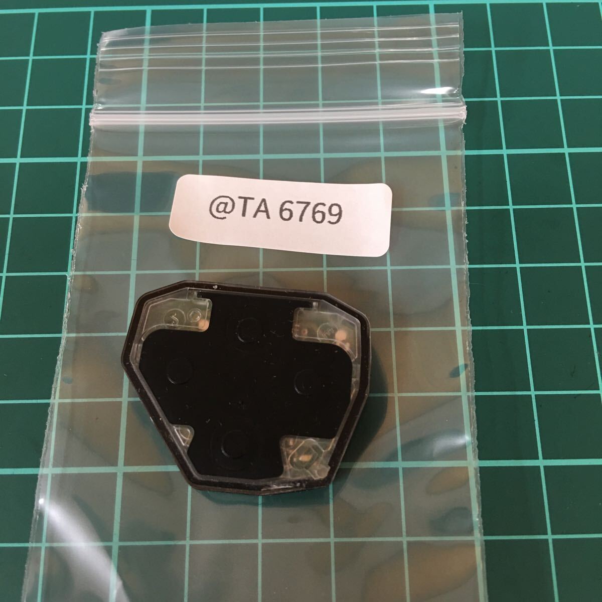 @TA6769 点灯 基盤のみ トヨタ 純正 キーレス リモコンカローラ ノア ヴォクシー ハイエース等 2ボタン拍卖