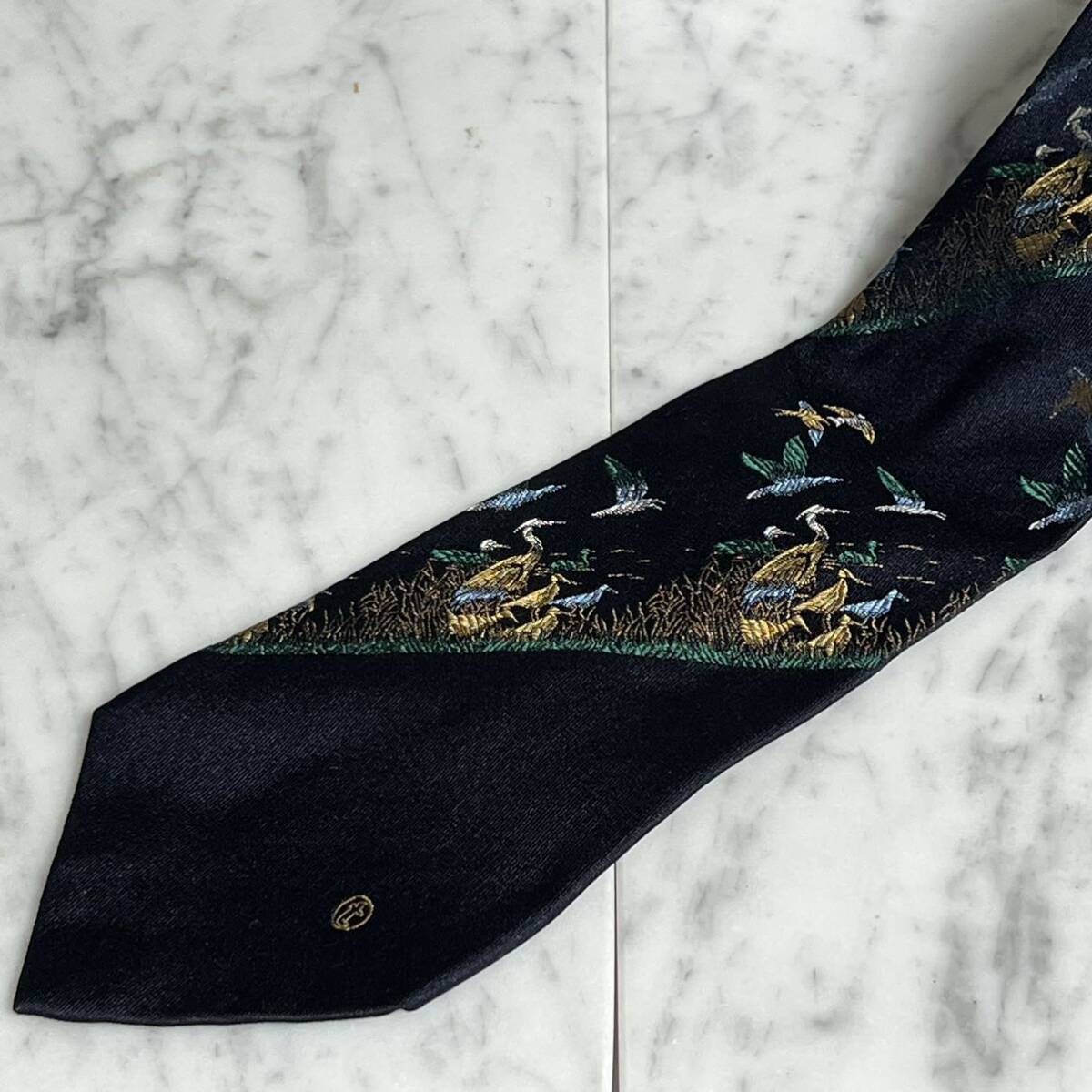 【美品】 999円~ a.testoni ネイビー系 ボタニカル柄 鳥 動物 (B6)拍卖
