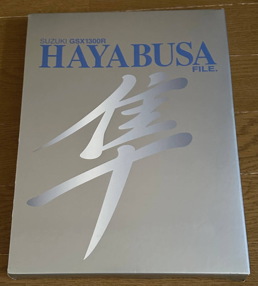 ■ SUZUKI GSX1300R HAYABUSA FILE. 隼 STUDIO TAC CREATIVE シリアル1816/2000拍卖