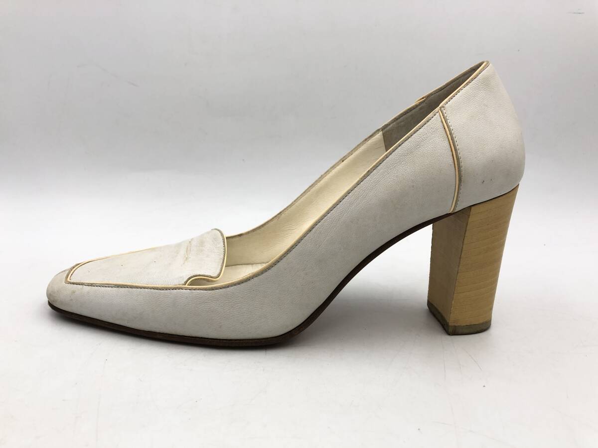 ★表記サイズ35(約22.5cm)【FURLA】パンプス イタリア製 ヒール フルラ 本革 レザー ホワイト系 白 靴 シューズ拍卖