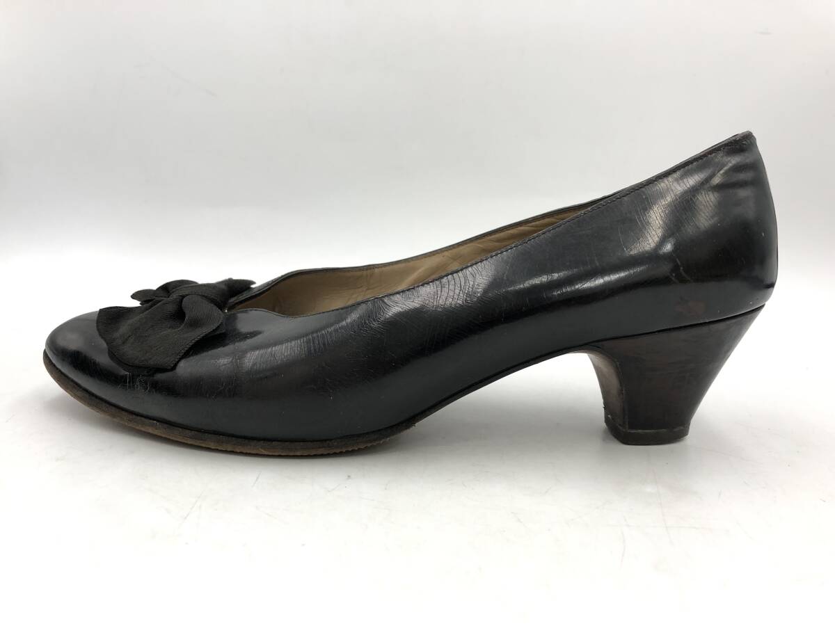 ★23.5cm(表記サイズ6)【Salvatore Ferragamo】パンプス ヒール ブラック系 黒 リボン イタリア製 サルヴァトーレフェラガモ シューズ 靴拍卖