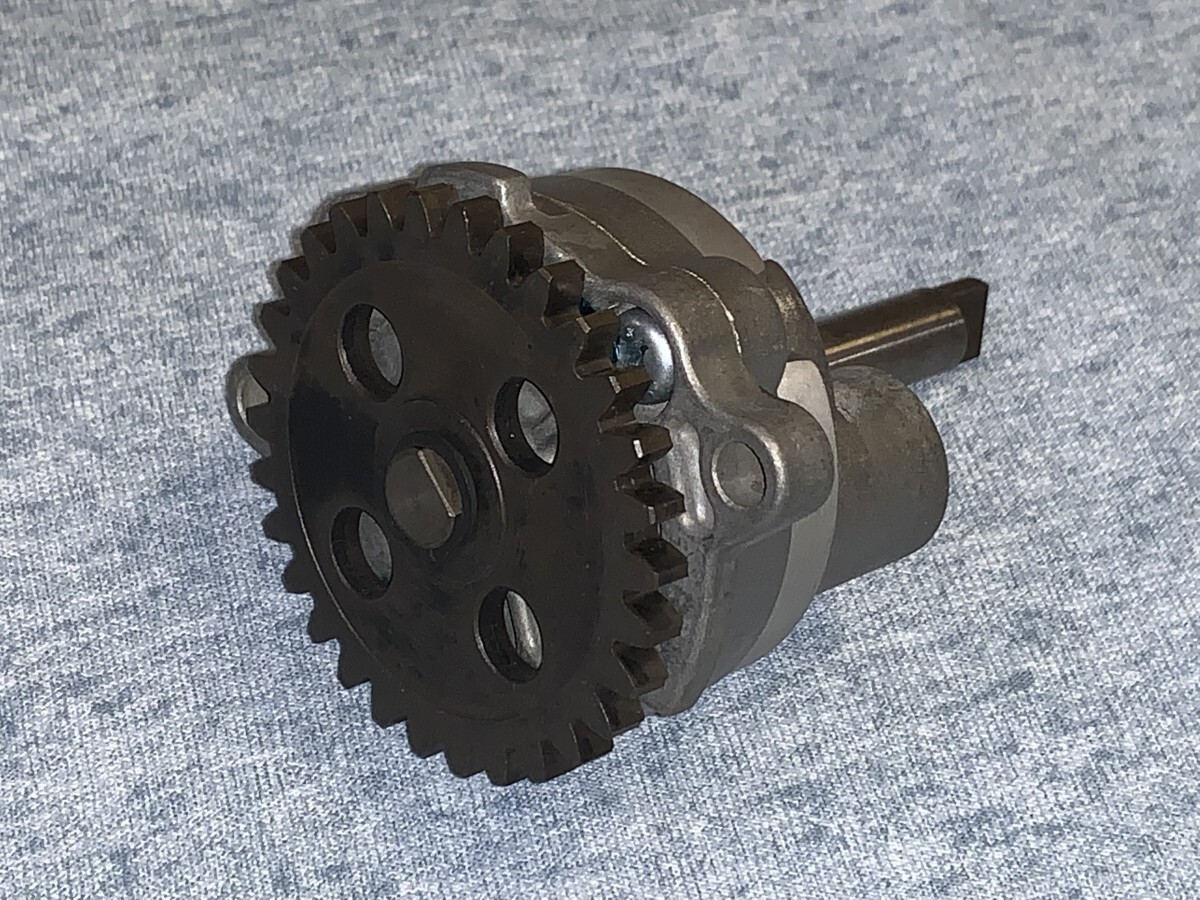 KAWASAKI(カワサキ) 純正 オイルポンプ アッシ 16082-1078 未使用品 GPX250-Ⅱ ZZ-R250 エリミネーター250 KLE250 アネーロ Ninja250R拍卖