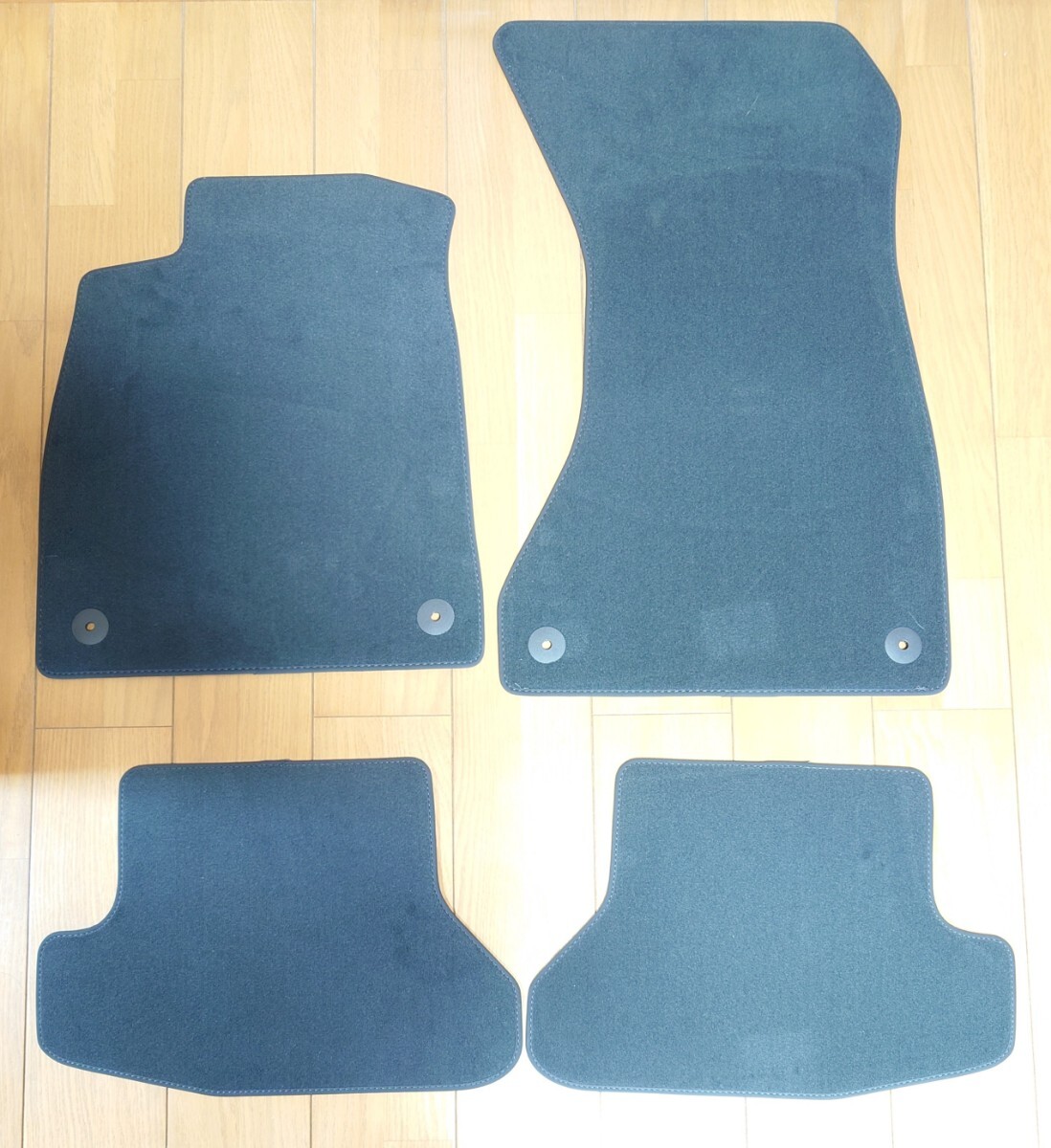 アウディ RS5 フロアマット 純正 未使用拍卖