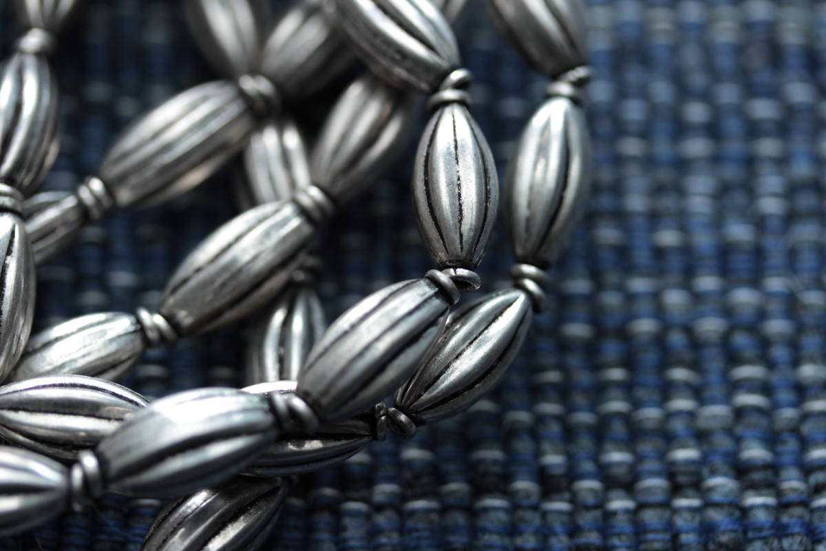 *Afghan:white metal vintage beads拍卖