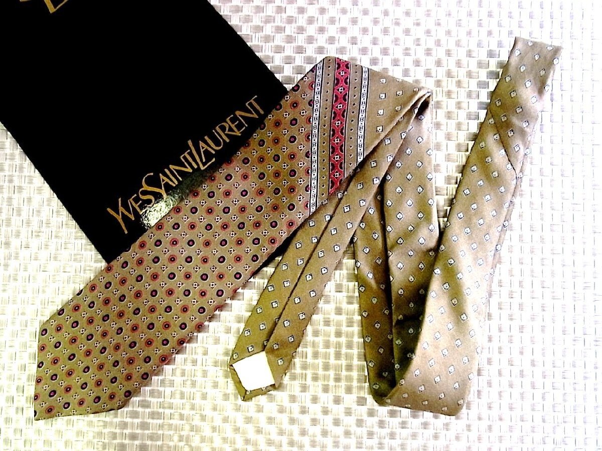 【在庫処分セール】●特売●FK8182●サンローラン【スクエア 丸 デザイン 柄】ネクタイ●拍卖