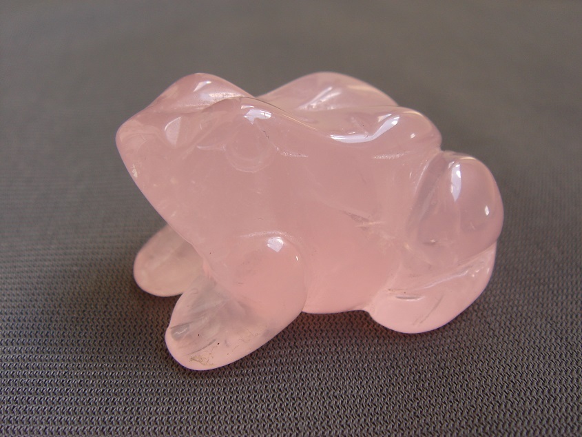 ☆風水置物,恋愛開運UP!天然ローズクオーツ原石彫刻蛙カエル置物H1拍卖