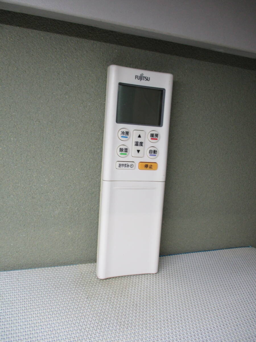 富士通 エアコンリモコン AR-RFC1J拍卖