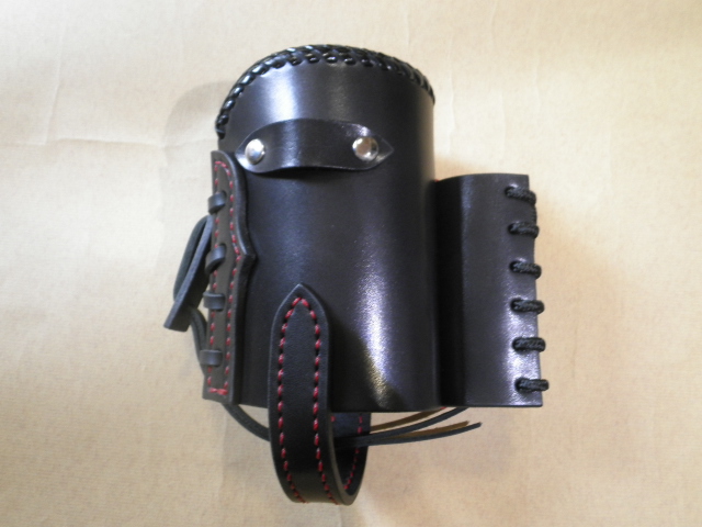 栃木レザー製サドルレザーブラック ドリンクホルダーR ハーレー アメリカン バイク拍卖