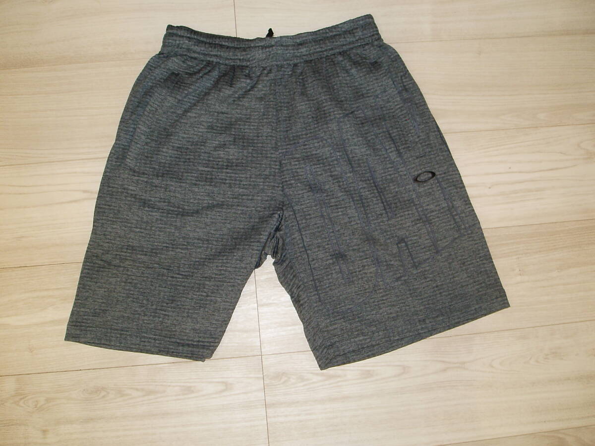 即決!新品★OAKLEY(オークリー)Shorts ENHANCE GRID SHORT 2.7【M】 Q3拍卖