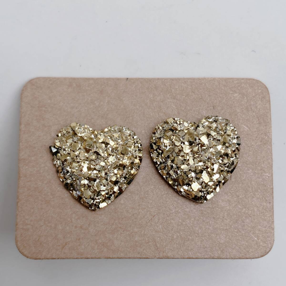 ピアス ハート 金 ラメ ゴールド カボション キラキラ メンズ レディース k0607拍卖