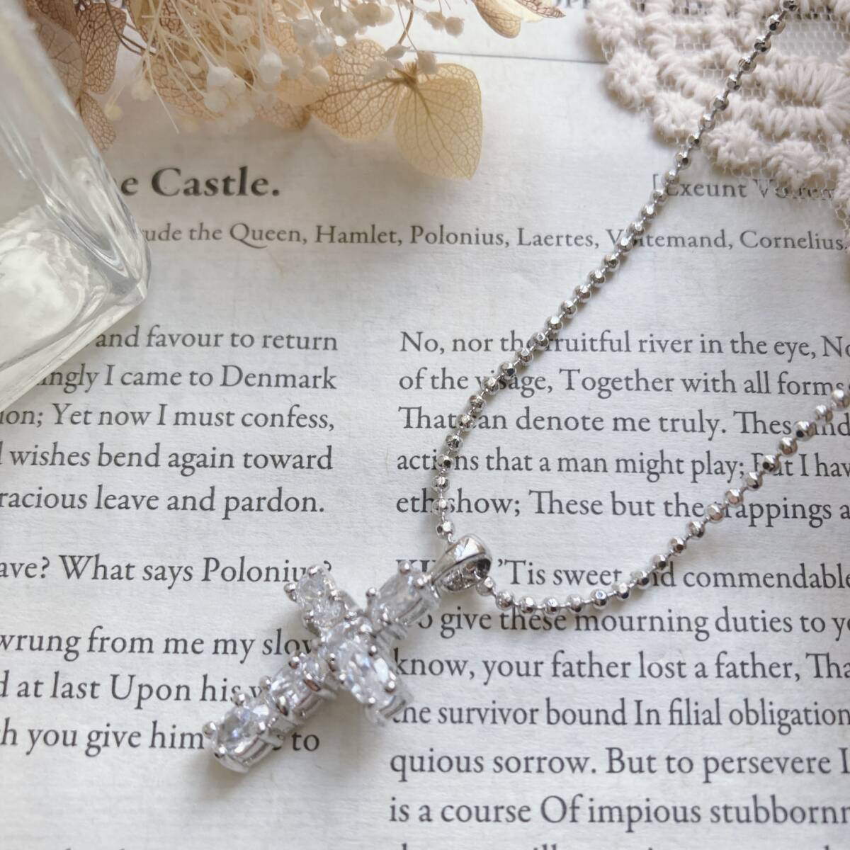 ネックレス ショート クロス 十字架 ラインストーン キラキラ シルバー 超美品 軽量☆Vintage jewelry accessories japan k0721拍卖