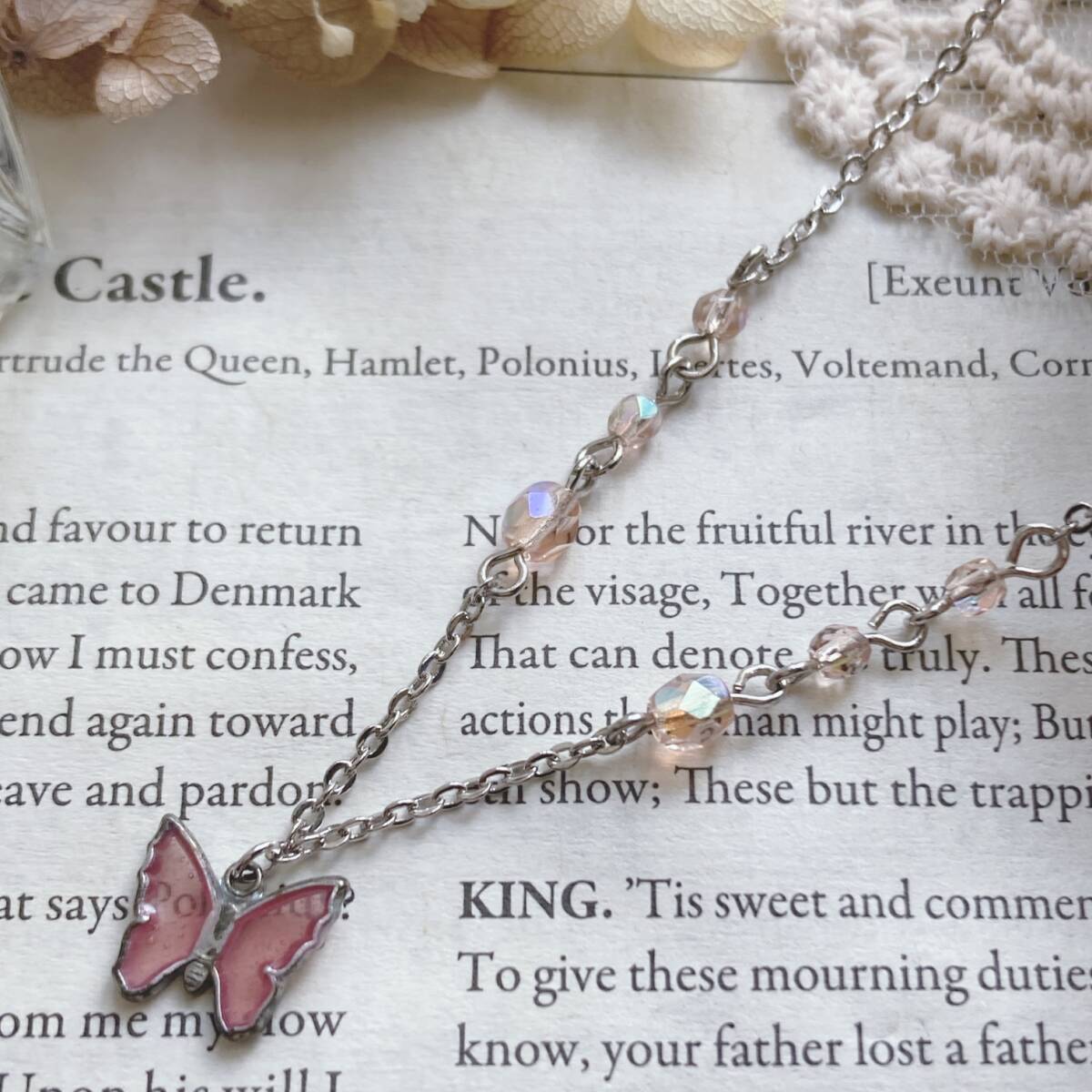 ヴィンテージネックレス ショート バタフライ ピンク 蝶 ビーズ シルバー 軽量☆Vintage jewelry accessories japan k0722拍卖